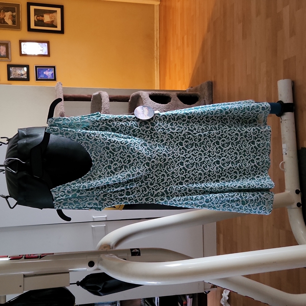 Green and White Dress Size Medium